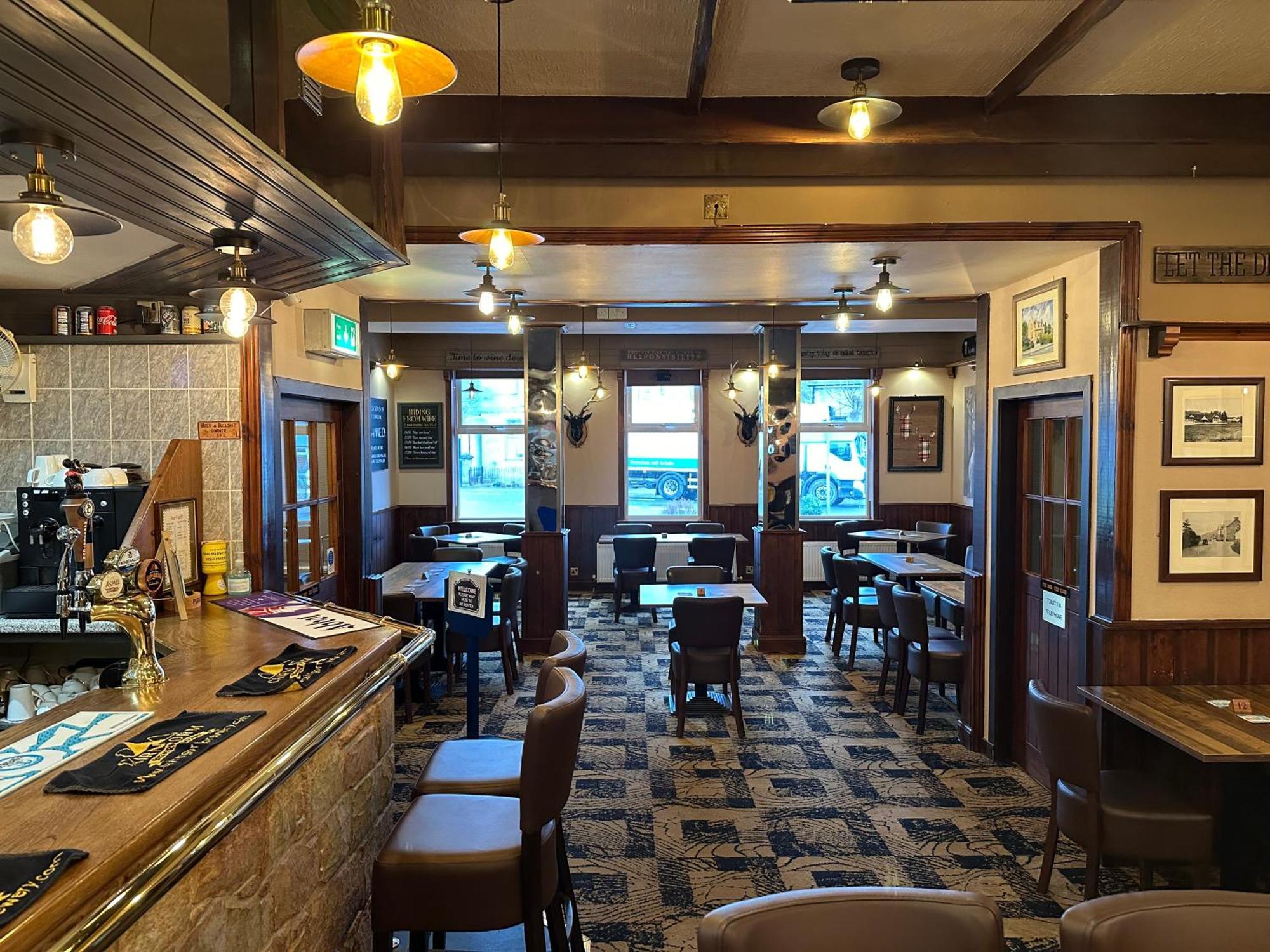 The Glen Hotel Нютънмор Екстериор снимка